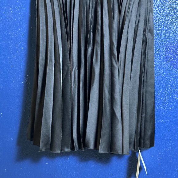 Abercrombie & Fitch Plunge V Neck Pleated Mini Dress Sleeveless Satin Black L T - Picture 6 of 9